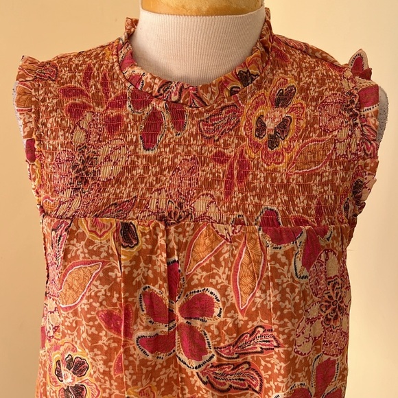 New! Nanette Lepore medium sierra print ruffled ruched top. - Picture 2 of 8